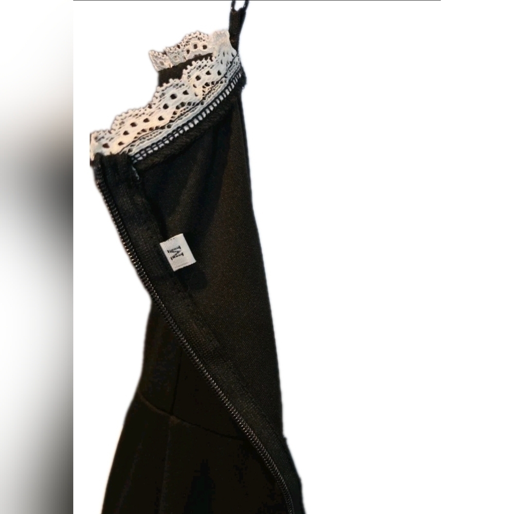 299. Vintage-Inspired Black Bustier Midi Dress - Picture 5 of 6